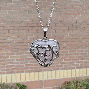 NEW Large Pale Rose Quartz Heart with Leaves Pendant Necklace